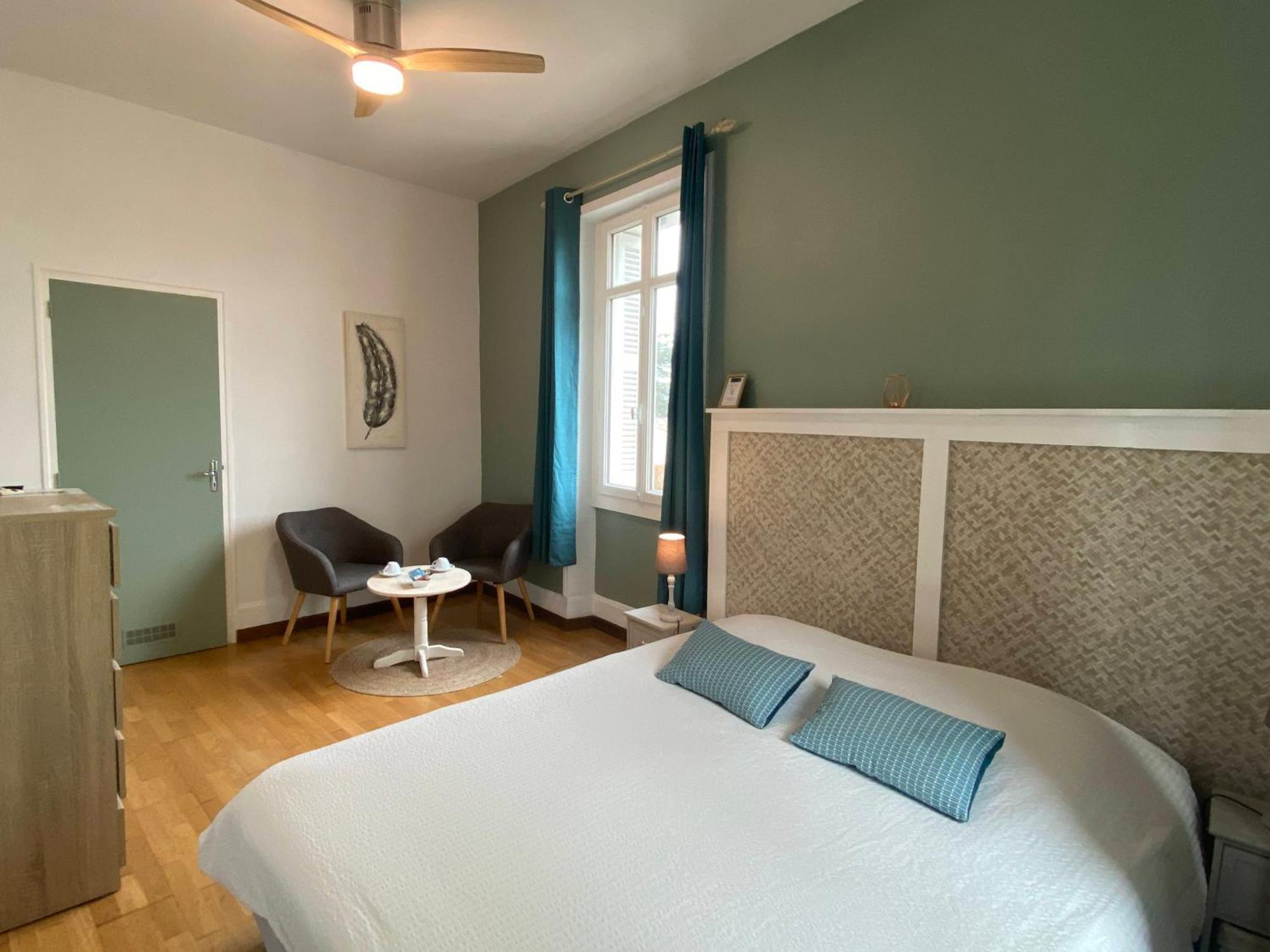 Les Mariniers Chambres D'Hotes -Guest House - Bain Nordique En Option Mareuil-sur-Cher 外观 照片